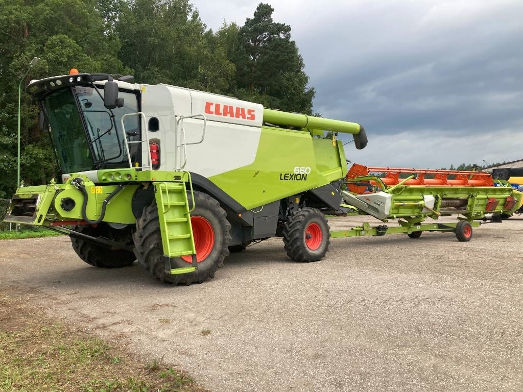 Cosechadora de granos Claas Lexion 660: foto 8