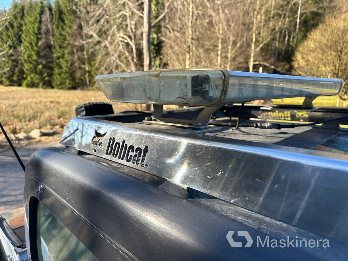 Minicargadora Kompaktlastare BobCat T450 med redskap: foto 41