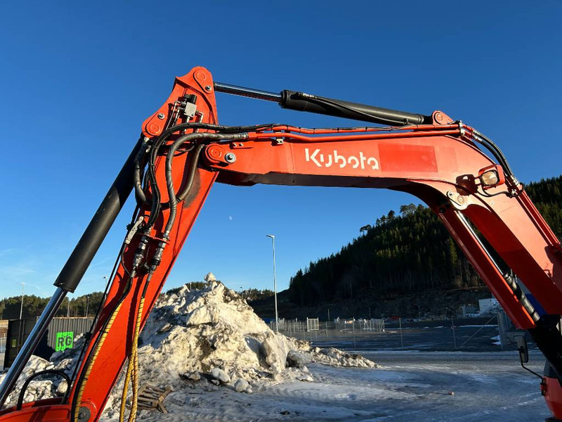 Miniexcavadora Kubota KX080: foto 15