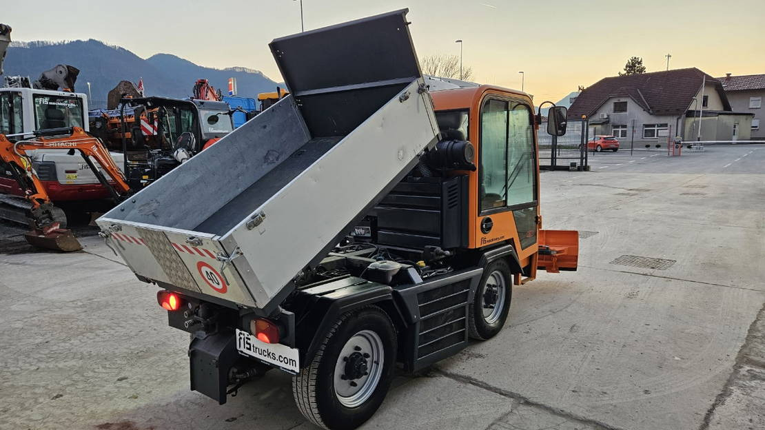 Camión volquete Diversen Tiger 4x4 tipper + snow plate: foto 6