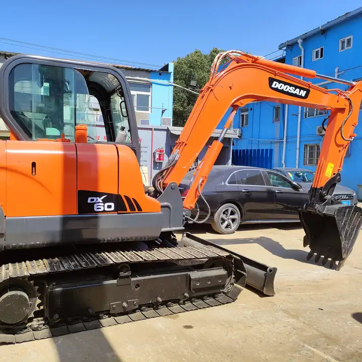 Excavadora de cadenas Original Nice Performance Used Excavator Doosan Dx60,6ton Mini Construction Digger Supplier,Mini Used Excavator For Sale: foto 1