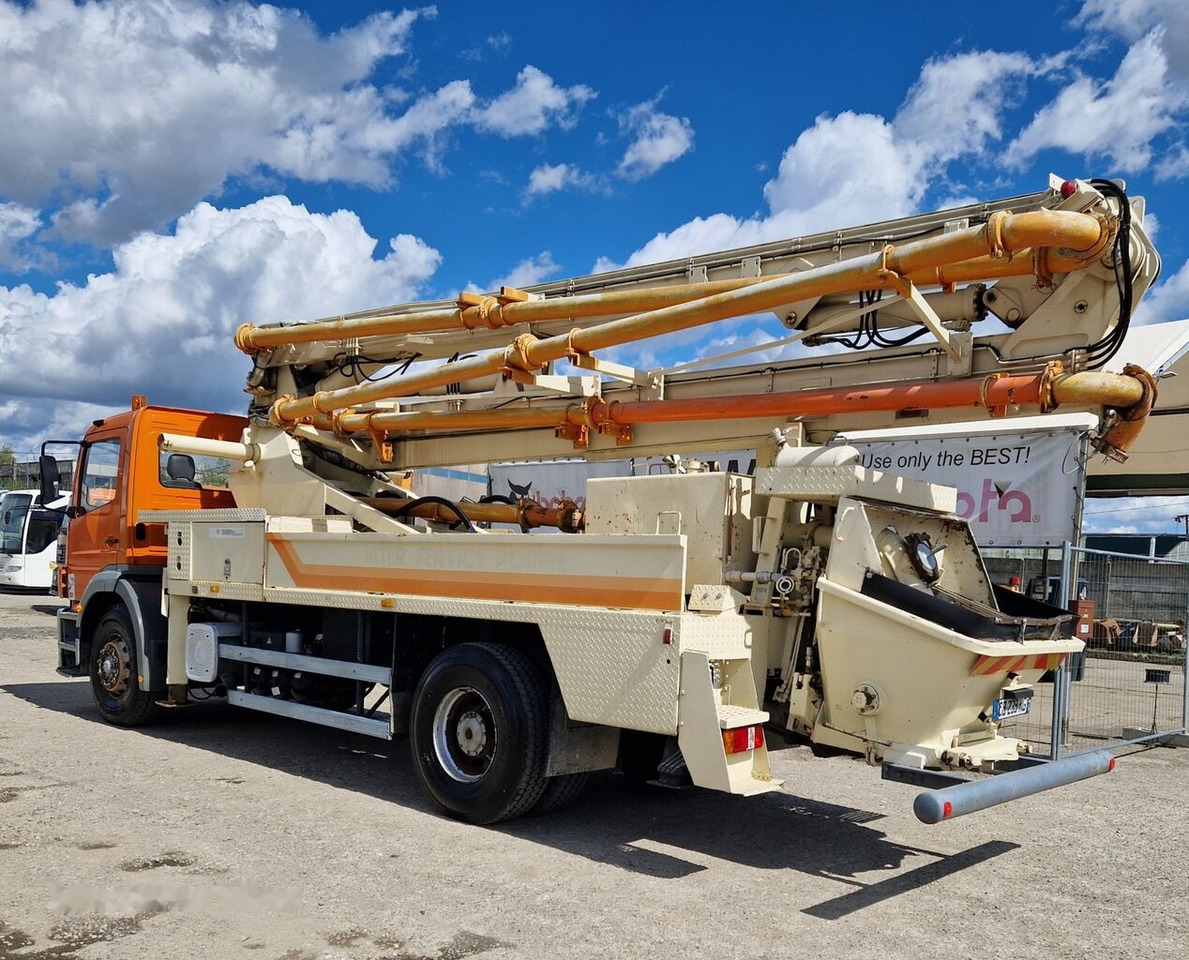 Camión bomba de hormigón Mercedes-Benz Atego 1828: foto 7