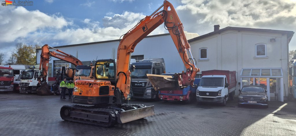 Miniexcavadora Doosan DX85R-3 8.5 t Bagger mit hydr. Schwenklöffel: foto 10