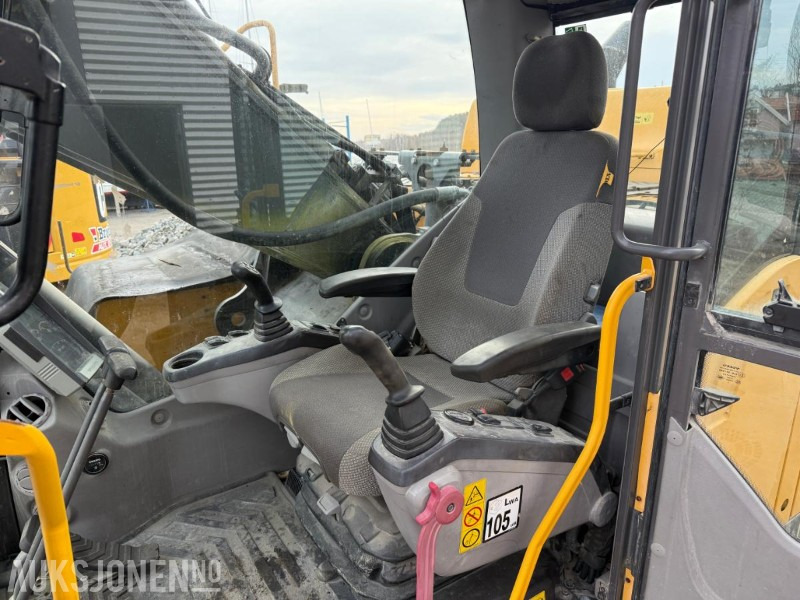 Excavadora 2012 Volvo EC380DL BELTEGRAVER 2 SKUFFER.: foto 19