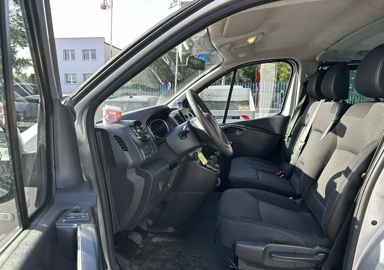 Coche Opel Vivaro III Opel Vivaro 1.6-125KM Long 2x Klima Model 2019: foto 16