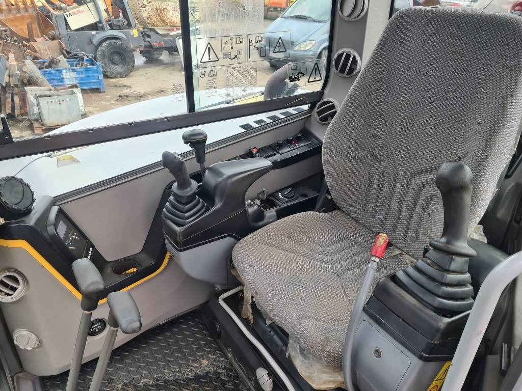 Miniexcavadora Volvo ECR 58 D: foto 7