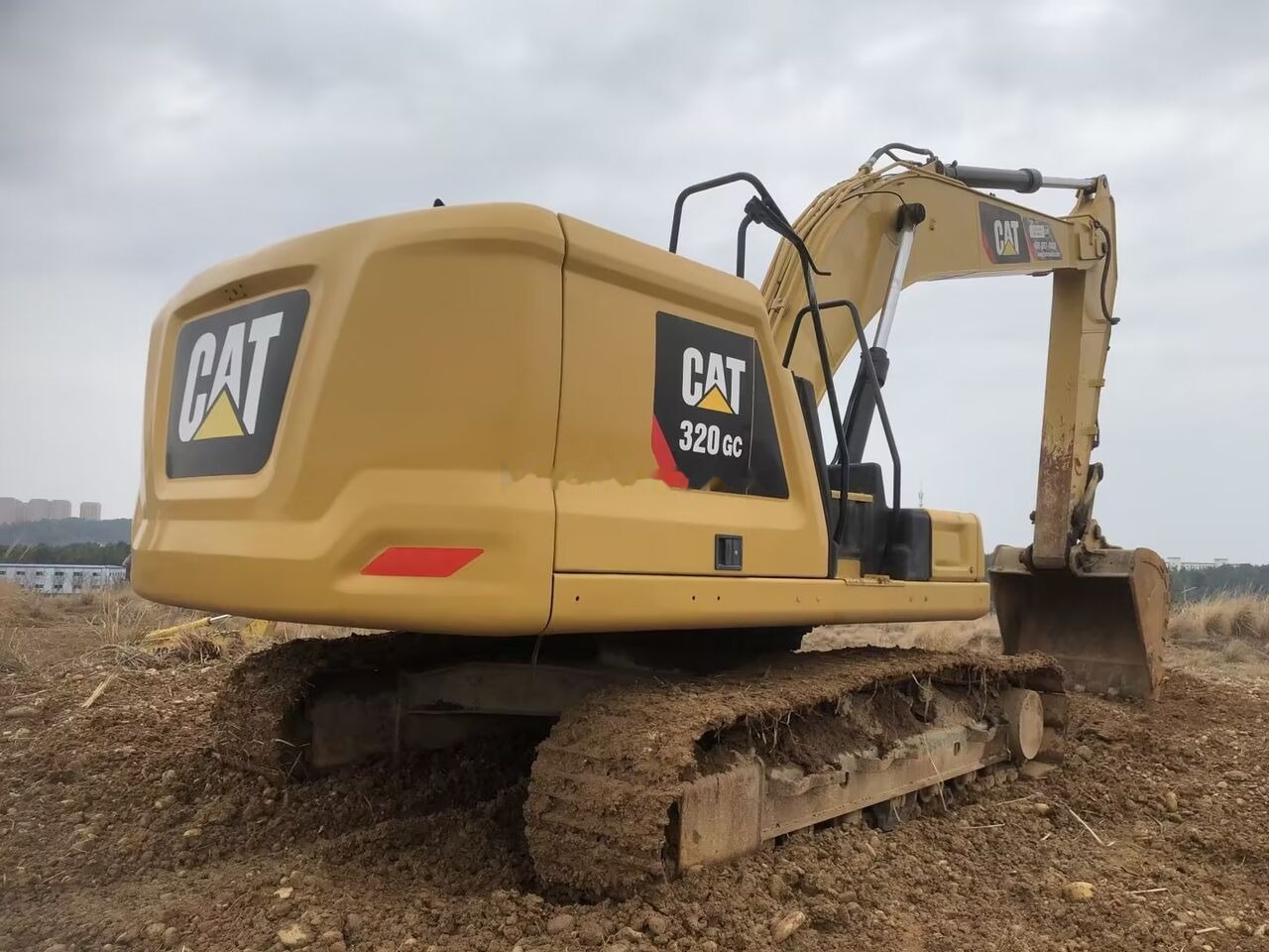 Excavadora de cadenas Caterpillar 320GC: foto 7