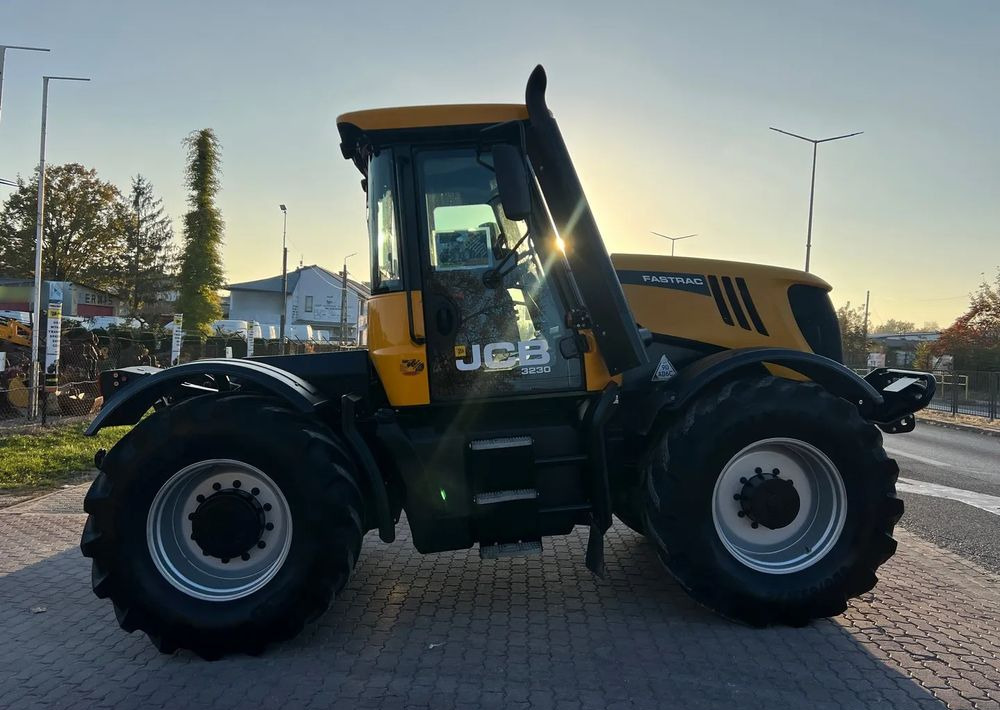 Tractor JCB Fastrac 3230 Xtra: foto 6