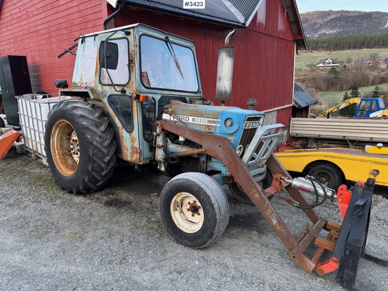 Tractor 1981 Ford 4600 w/front loader, bucket and pallet fork.: foto 8