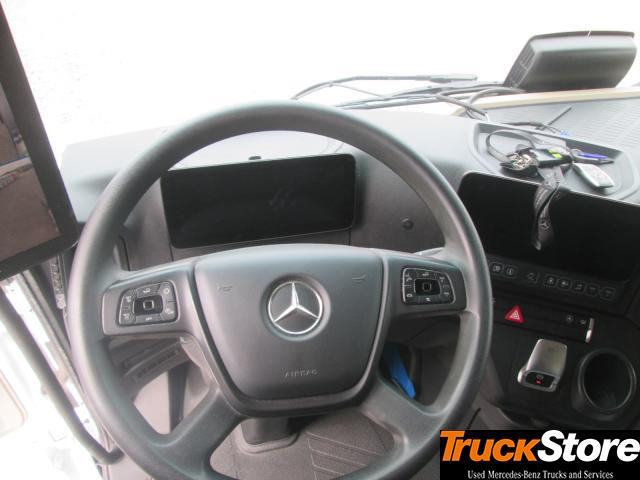 Cabeza tractora Mercedes-Benz Actros 1845 LS nRL: foto 10