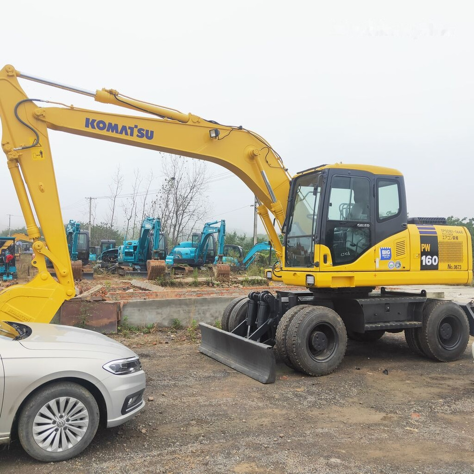 Leasing de Komatsu PW160 Komatsu PW160: foto 7