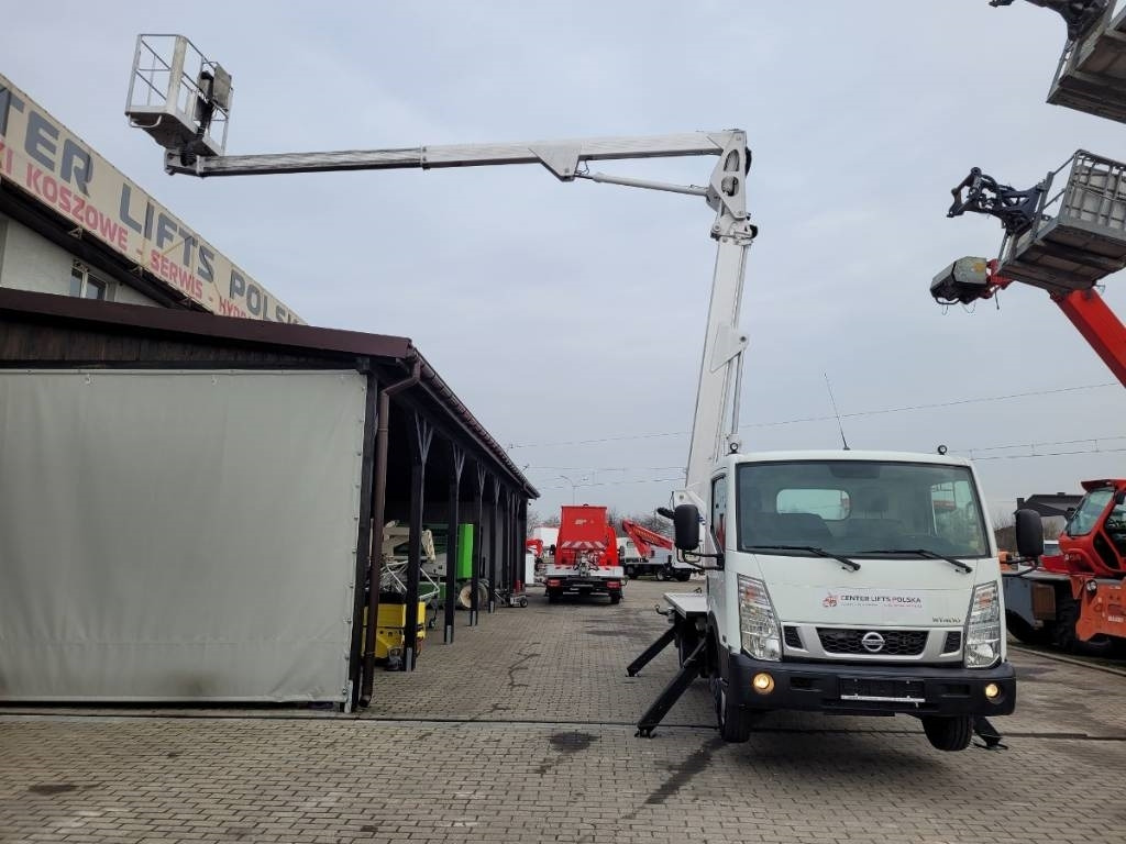 Camión con plataforma elevadora Multitel HX195 - 19m Nissan Cabstar - bucket truck: foto 13