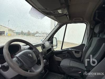 Camión con plataforma elevadora RENAULT MASTER 2017 Klubb K32 10 m on Camion N ...: foto 11