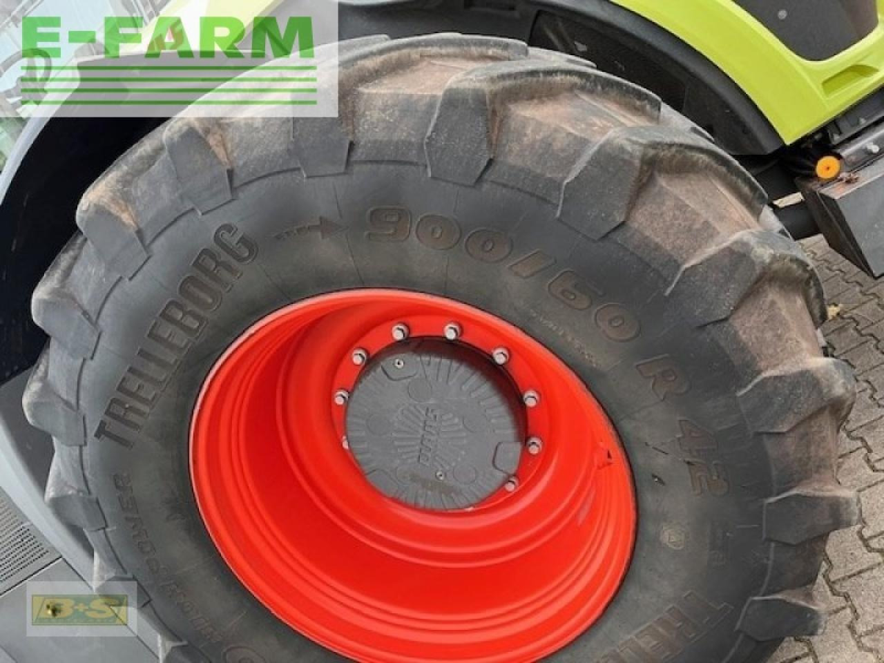 Tractor CLAAS xerion 4000 trac vc TRAC VC: foto 14