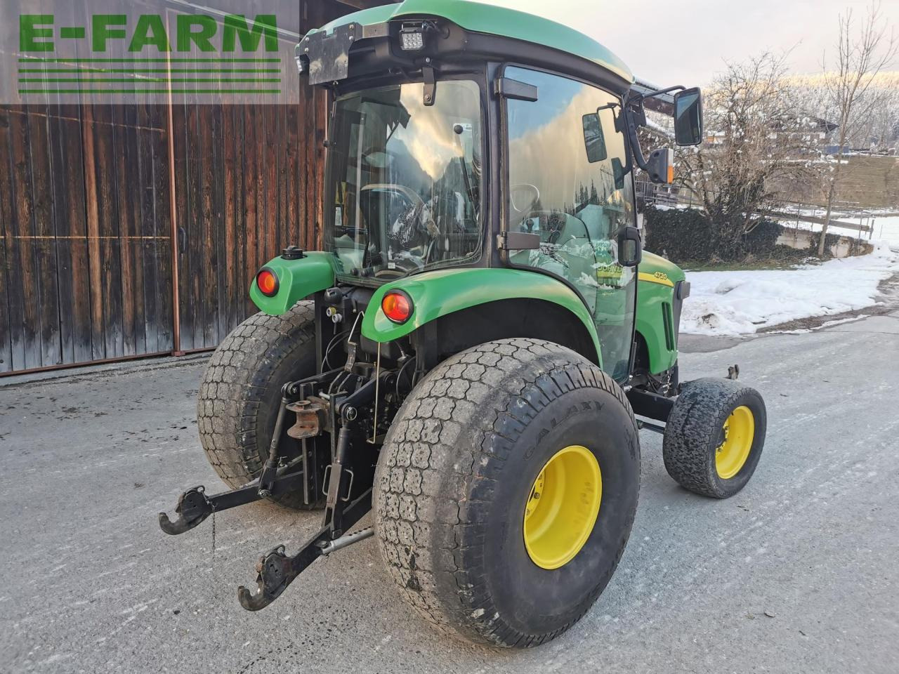 Tractor John Deere 4720: foto 6