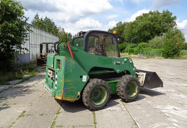 Minicargadora JCB 135 R: foto 9