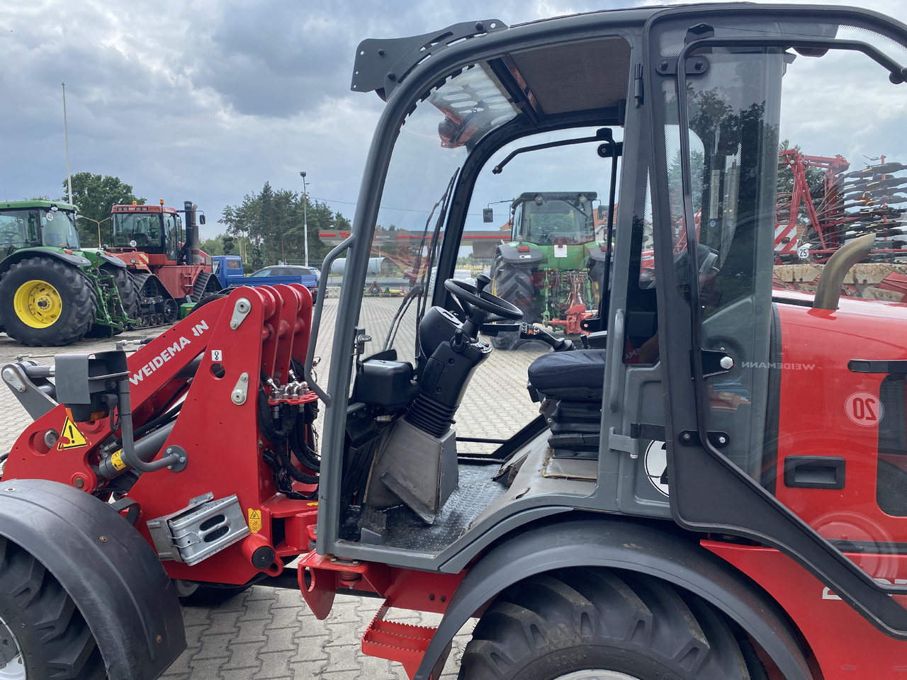 Leasing de  Weidemann 2070 cx LP Weidemann 2070 cx LP: foto 9