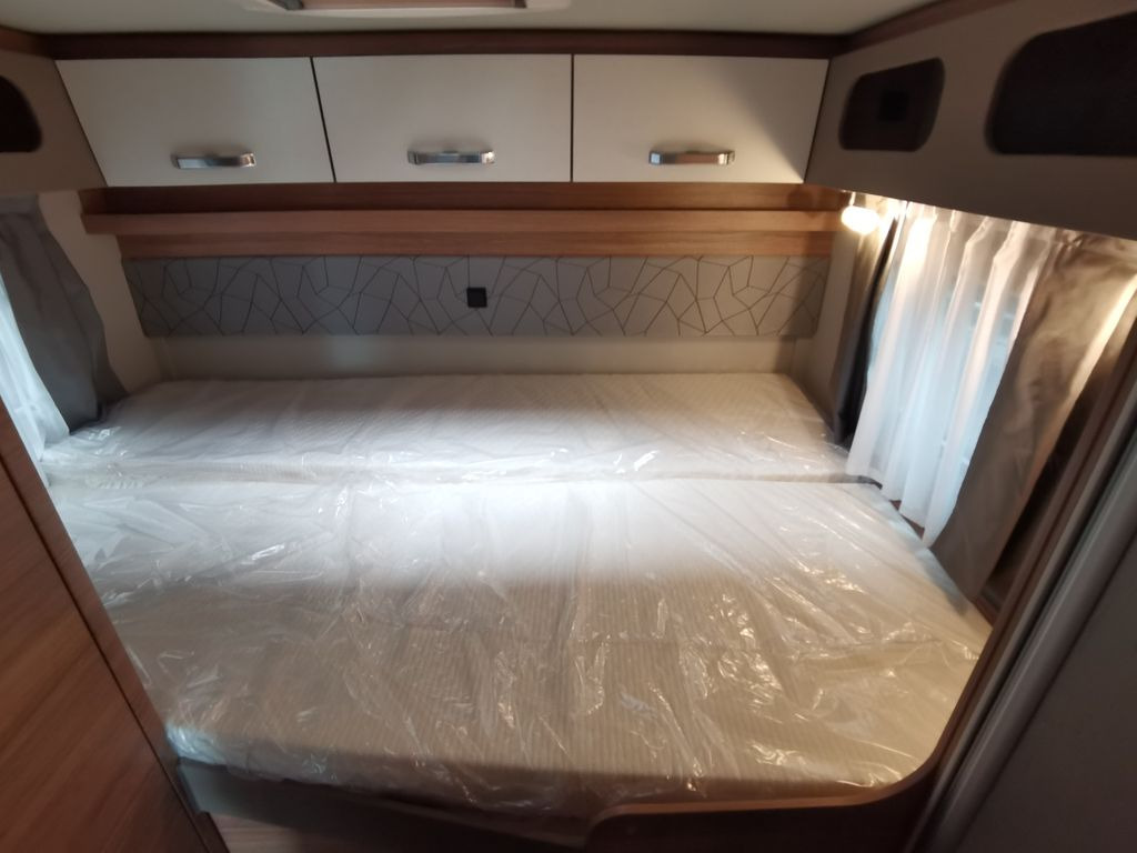 Autocaravana perfilada Weinsberg CARASUITE 650 MG - MF / HECKBETT & HUBBETT 2PERS: foto 20