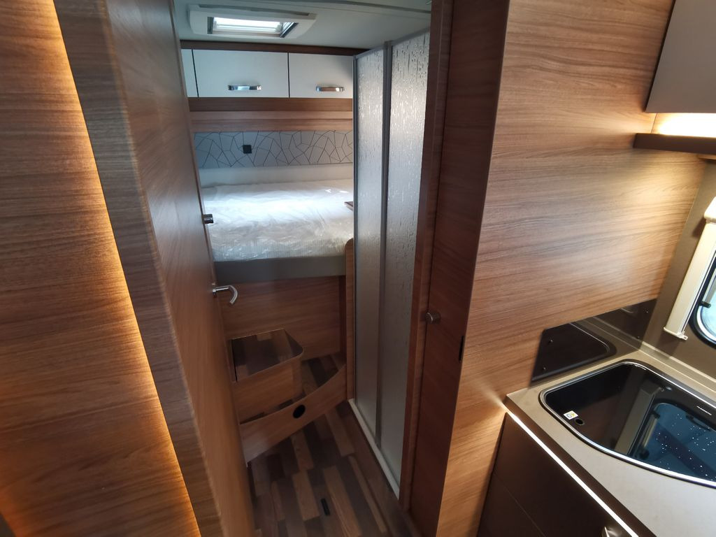 Autocaravana perfilada Weinsberg CARASUITE 650 MG - MF / HECKBETT & HUBBETT 2PERS: foto 22