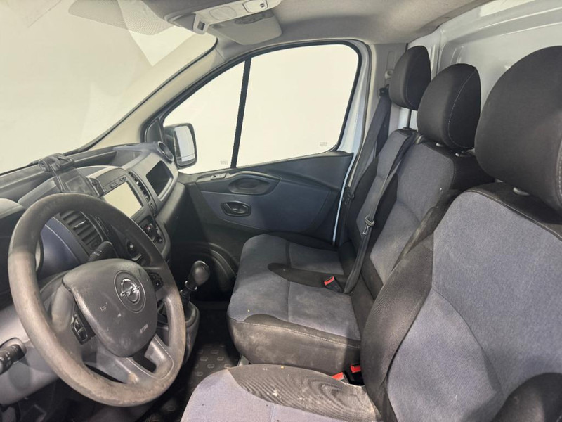 Furgoneta pequeña Opel VIVARO-B L2H1 Euro 6 Imperiaal en trekhaak: foto 18