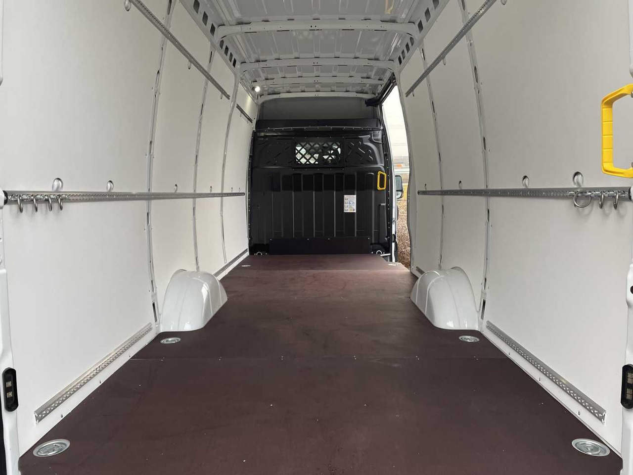 Furgón Iveco Daily 35S16V *Klima*R4.100mm*: foto 6 Furgón Iveco Daily 35S16V *Klima*R4.100mm*: foto 6