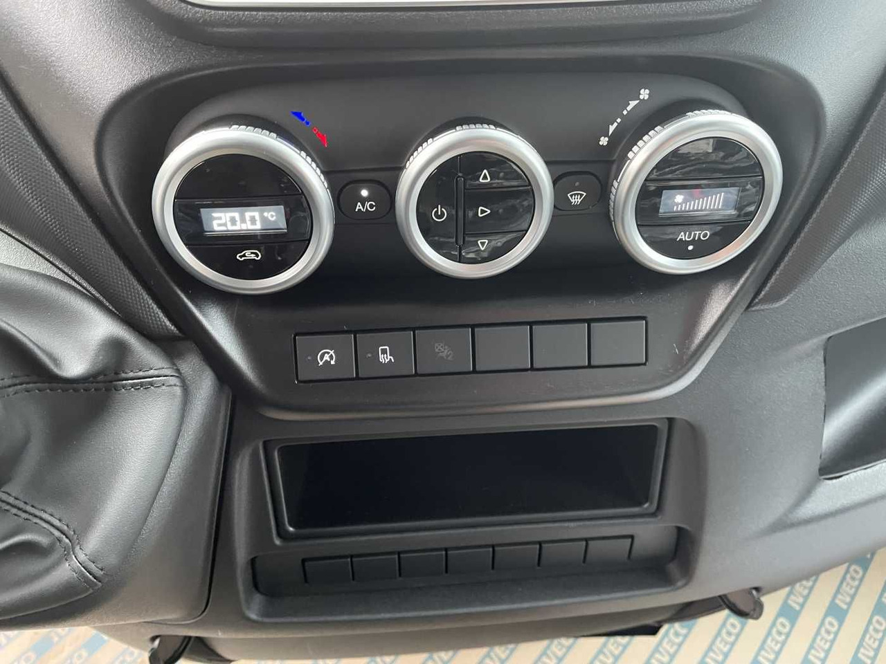 Furgón Iveco Daily 35S16V *Klima*R4.100mm*: foto 14 Furgón Iveco Daily 35S16V *Klima*R4.100mm*: foto 14