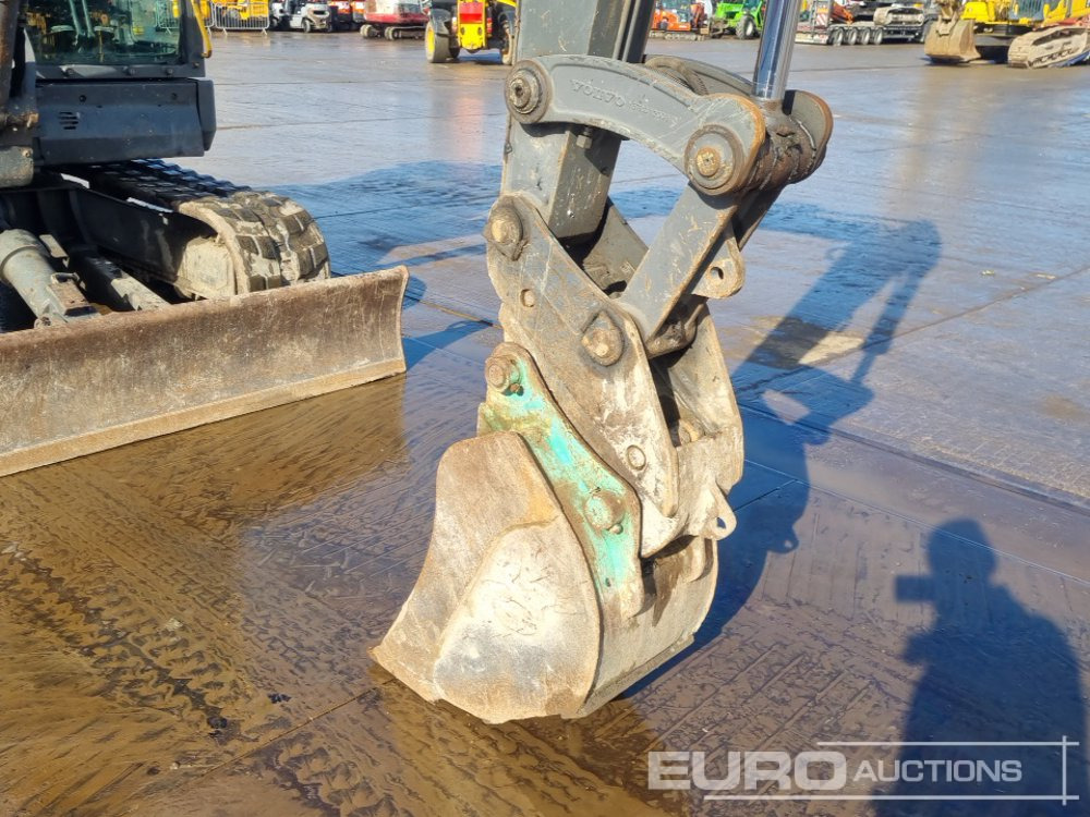 Miniexcavadora 2018 Volvo ECR88D: foto 22