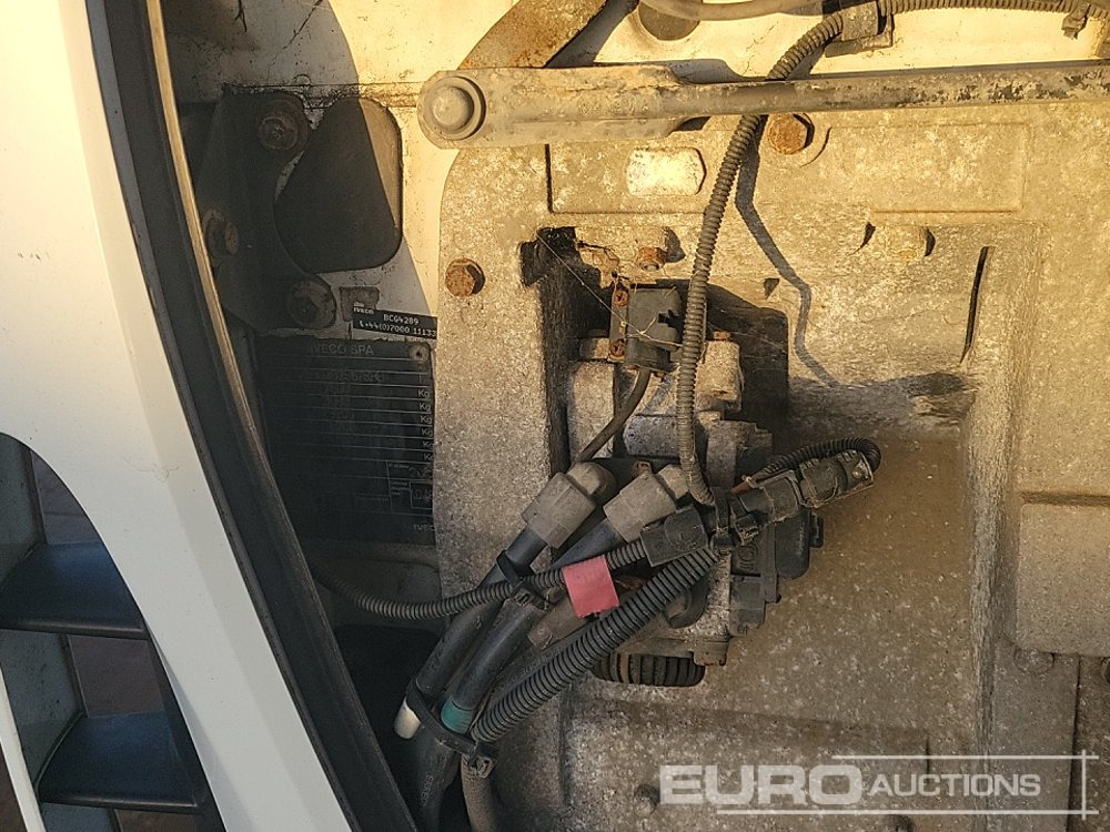 Camión multibasculante Iveco 75E16: foto 31